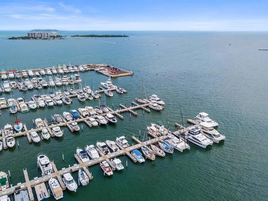 Marina Luxury Rooms #6 Fajardo 0*,